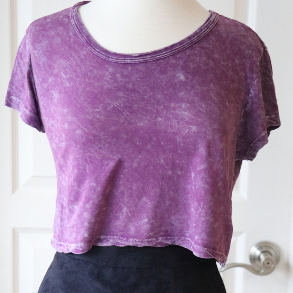 Acid Wash Styled Crop Top